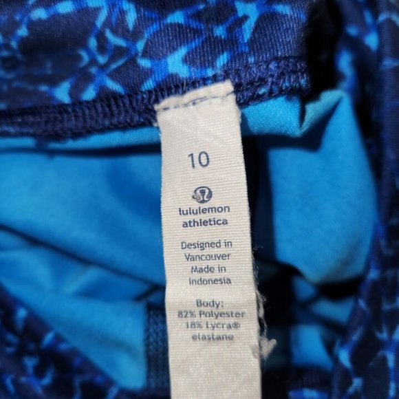 Lululemon Pure Practice Pant in Blue Snake Size 10 Athletic Leggings - Picture 9 of 9